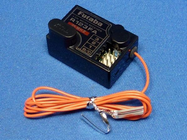 Futaba R123FA - FM40MHz 3-channel Micro Receiver