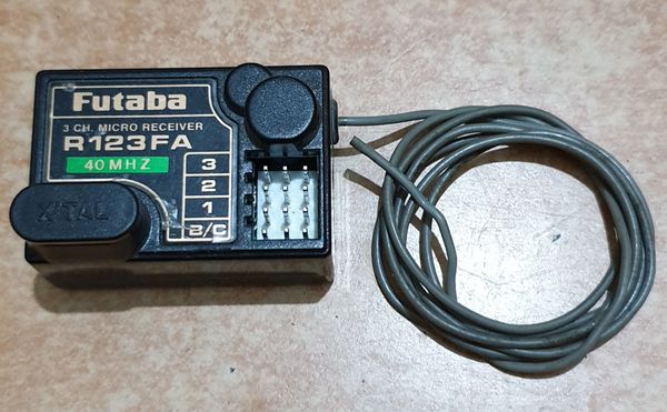 FUTABA R136FA 3 CHANNEL FM RECEIVER 40MHZ