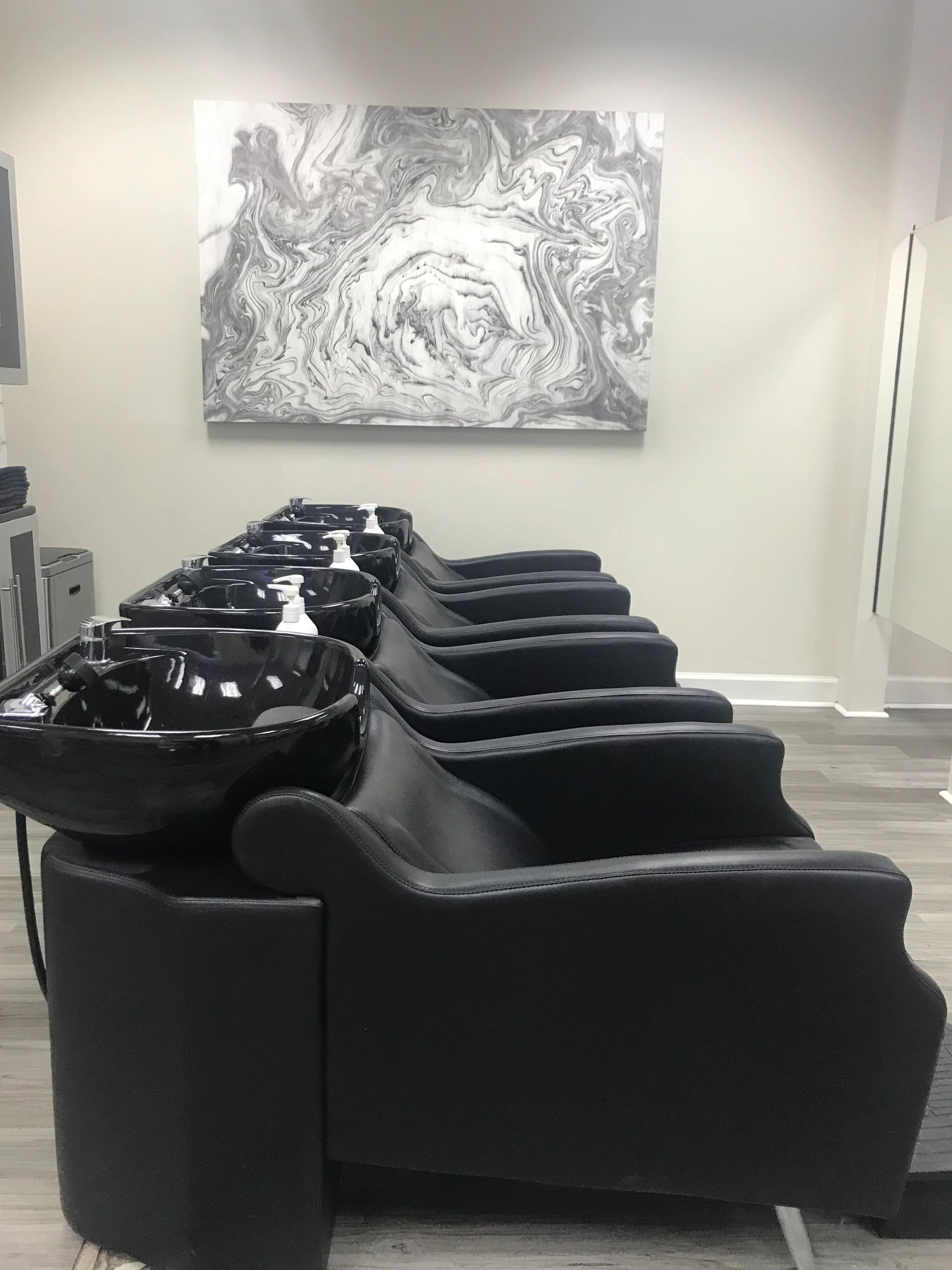 Salon, Hair Extensions Mickey Salon/Spa Lexington, Kentucky