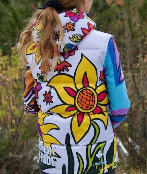 SPRING FLOWERS CHALK WHITE DOWN HOODED FULL ZIP VEST