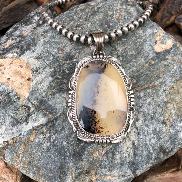 Signature Large Montana Agate Pendant with Traditional