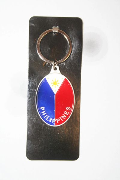 PHILIPPINES OVAL SHAPE COUNTRY FLAG METAL KEYCHAIN .. NEW AND IN A PACKAGE