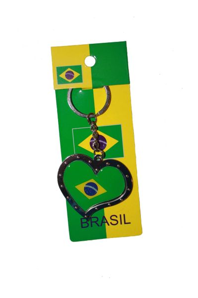 BRASIL HEART SHAPE FLAG METAL KEYCHAIN .. NEW AND IN A PACKAGE