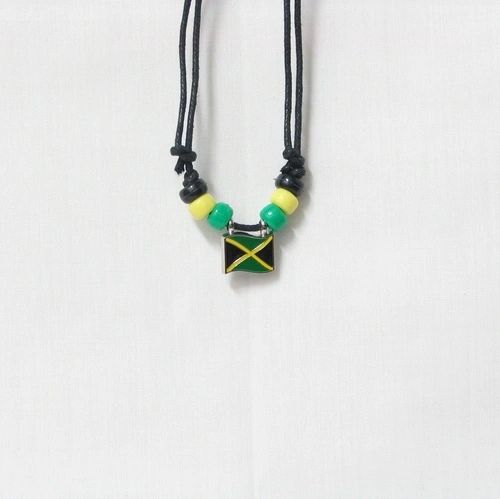 JAMAICA COUNTRY FLAG SMALL METAL NECKLACE CHOKER .. NEW AND IN A PACKAGE