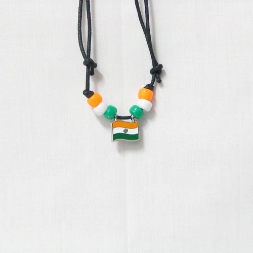 INDIA COUNTRY FLAG SMALL METAL NECKLACE CHOKER .. NEW AND IN A PACKAGE