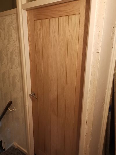 Oak door hang