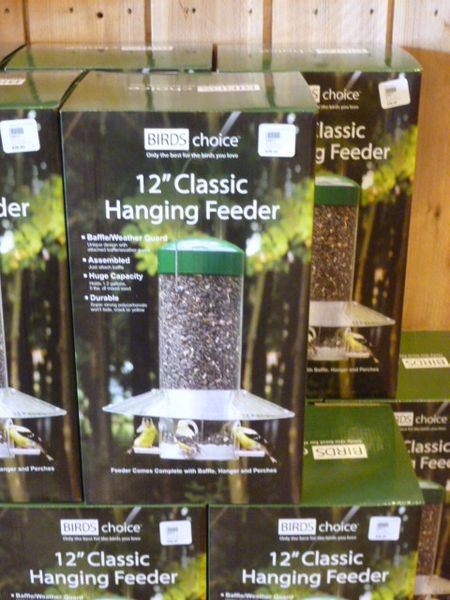 CLASSIC BIRD FEEDER