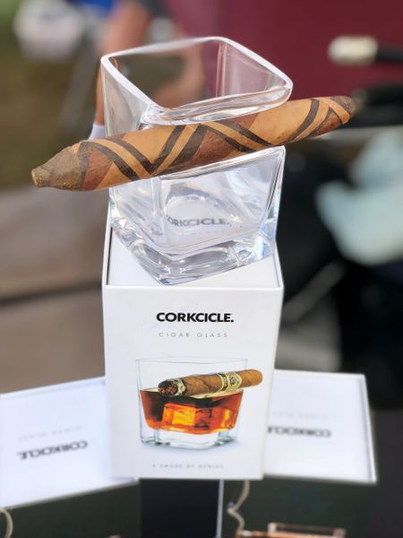 CORKCICLE. Cigar Glass