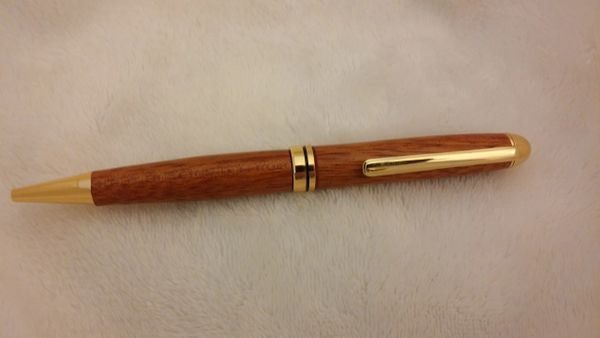 Pen - European Twist - African Danta - Gold