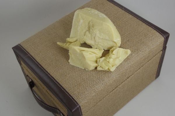 Natural Unrefined Cocoa Butter 8 oz package