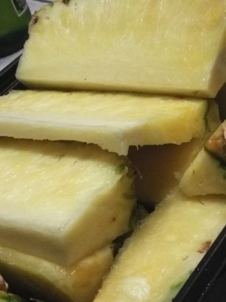 Pineapple Slices body butter 8 oz