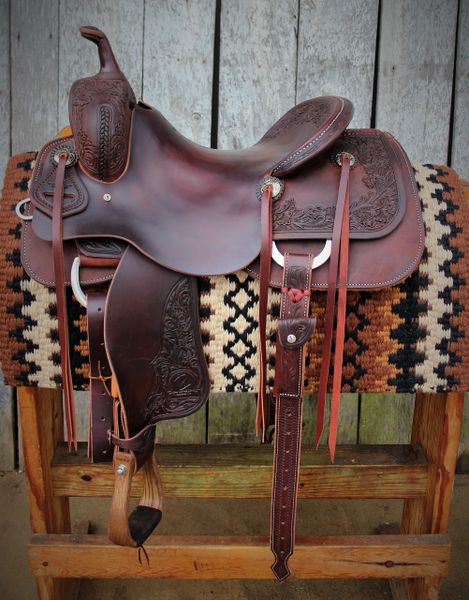 Enterprises Enterprises Cow Hide Genuine Leather Western Trail Tooling Carving Horse Saddle Bag 12/” L x 11/” W x 3/” D Deen Size
