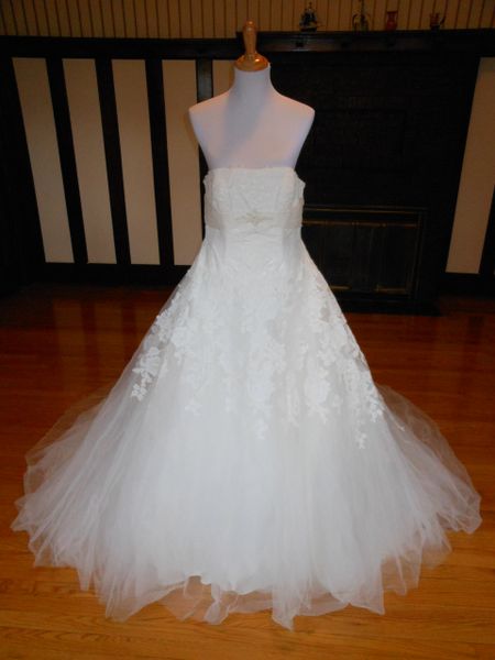 White One by Pronovias Wedding Dress Triana