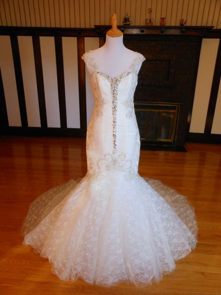 Justin Alexander Wedding Dress