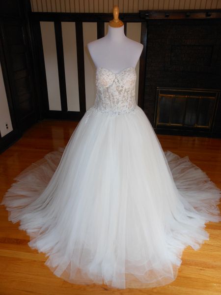 Pronovias Wedding Dress Diva