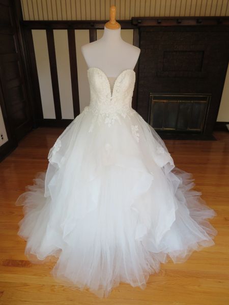Pronovias Wedding Dress Eliseo