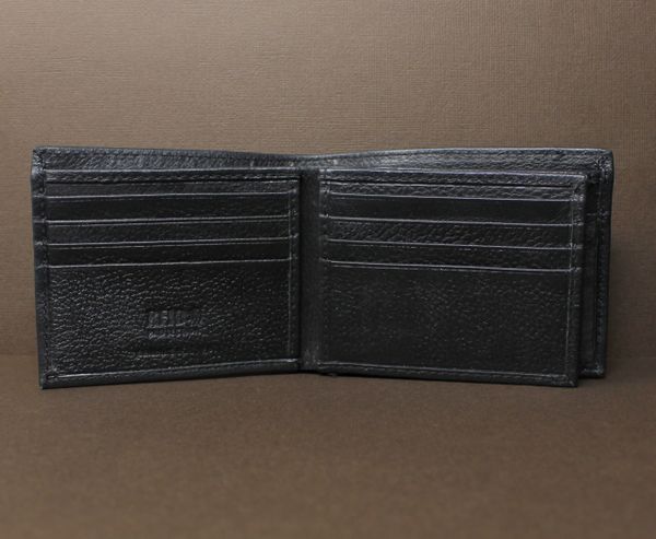 BW126 -RFID COWHIDE FULL GRAIN LEATHER BI-FOLD WALLET | Black Iron Canada