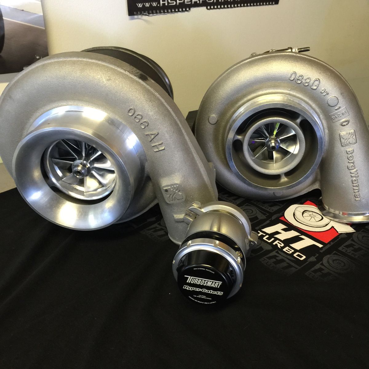 Holderdown Performance