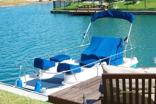ESCAPE CRUZ REPLACEMENT SEAT COVERS SET