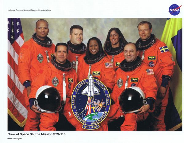 STS-116 Crew Lithograph ** FREE SHIPPING** w/ Book Purchase