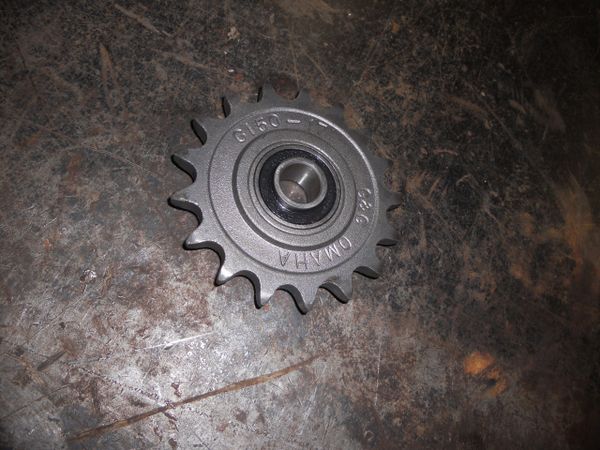 GFI298009A1 Sprocket 17T-50 Idler Sprocket. Replaces OEM #298009A1. OEM Aetna.