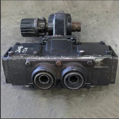 GFI84571976: Used Row Unit Gearbox Assembly. For: Case IH 2606, 2608, 2612, 4406, 4408, and 4412. Exchange Price