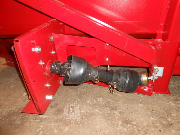 GFI20219 19-inch PTO Shaft Short Field Tracker. For 1083 or Dual-Drive 1063. **PTO Shaft Only**