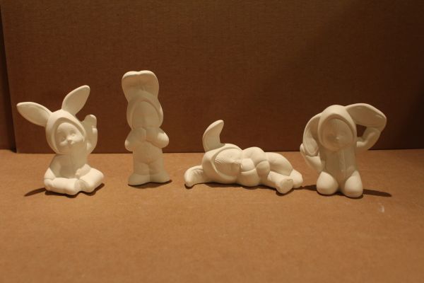 4 Tiny tots