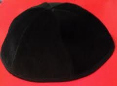 Kippah Velvet Plain Black 6 Panels