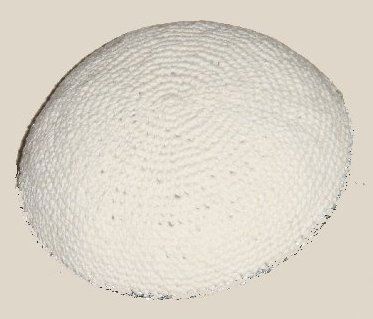 Kippah Crochet White w/Silver Border - Size: 6" Diam