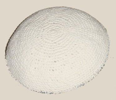 Kippah Crochet White w/Silver Border - Size: 6" Diam