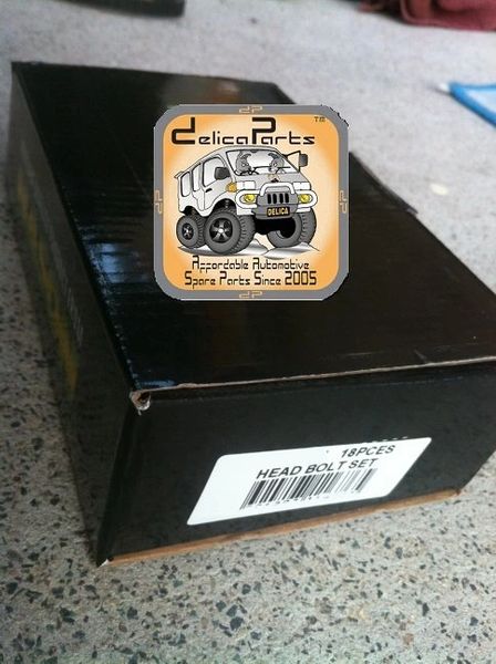 Cylinder Head Torque Bolts SET, 4M40