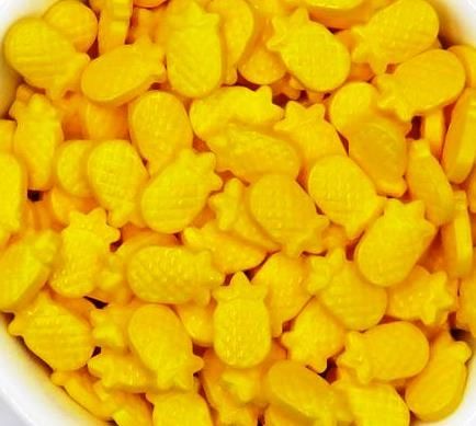PINEAPPLE CANDY DECOR