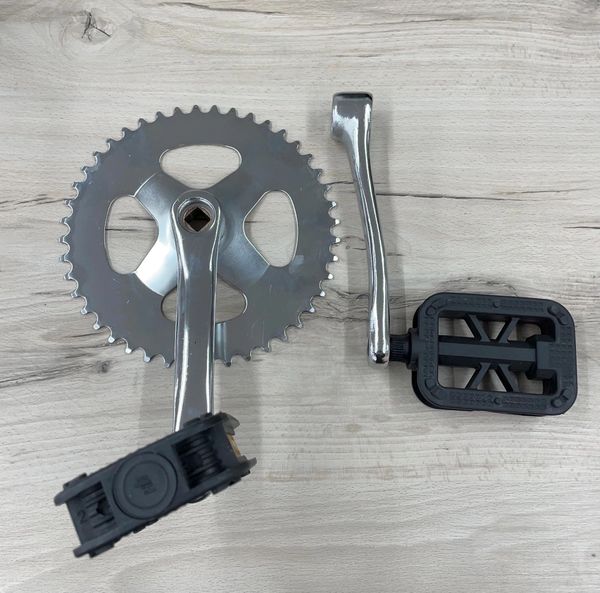Pedal Crank Arm and Pedals (set) Paris Bike