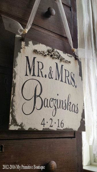 PERSONALIZED MR and MRS RUSTIC WEDDING SIGN INTRODUCTION SIGN