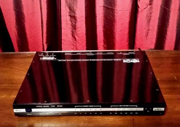 Tripp Lite Isobar HTB10 ISO CTR Rackmount Counsel Power Conditioner Tested