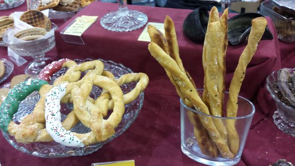 Cheesy Pretzels & breadsticks