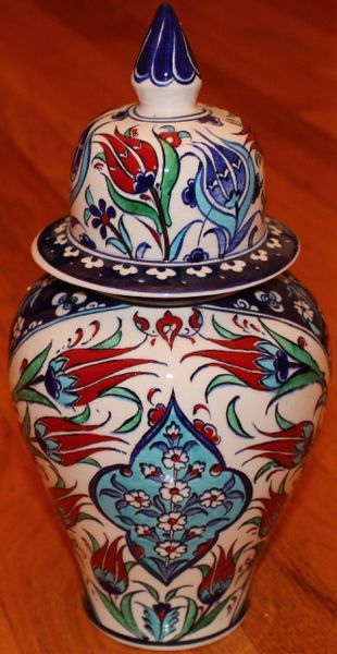 12"x6" Handpainted Turkish Iznik Red Tulip Pattern Cini Jar Urn Canister