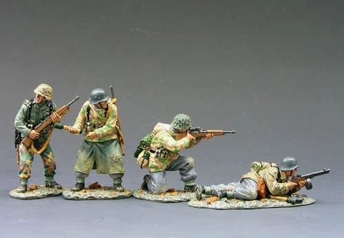 KING AND COUNTRY, WS064, 1/30 THE RUSSIANS ARE COMING (BOXED)