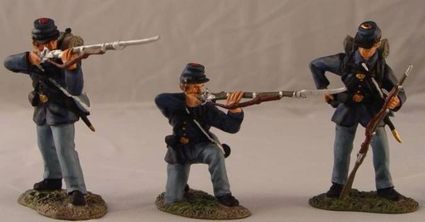 CONTE, ACW57100, 1/32, 2ND PENNSYLVANIA REG'T FIRING, (BOXED) (1 AVAILABLE)