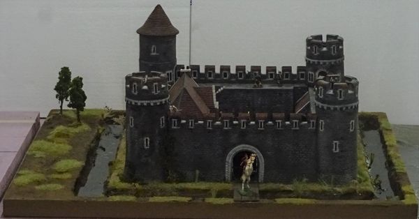 Medieval Castle Scene, 4, 28 mm to 40 mm, 4 Walls and Moat, 24" X 28"
