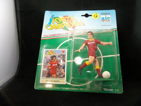FORZA CAMPANIONI ! Giuseppe Giannini Soccer action figure and collectibles card