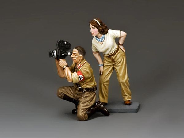 KING AND COUNTRY, LAH226, 1/30, Leni Riefenstahl film-maker Set, (BOXED) (1 available)