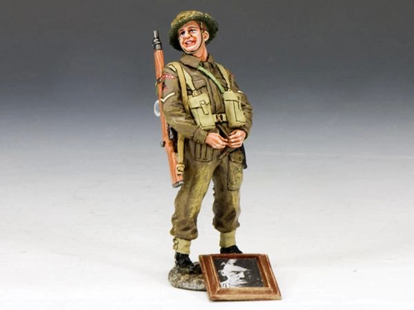 KING AND COUNTRY, DD172, 1/30, In Der Fuhrer’s Face British Tommy, (BOXED)
