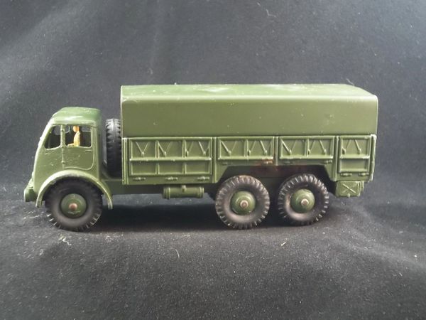 DINKY TOYS 622, die cast vehicle, 10-ton Army Truck, Boxed