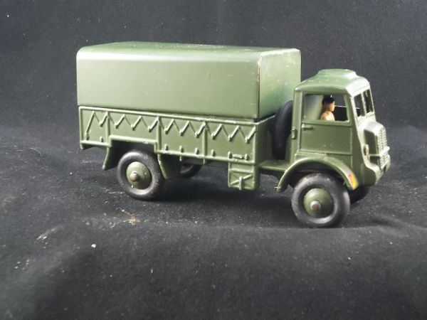 DINKY TOYS 623, die cast vehicle, Army Covered Wagon (boxed)