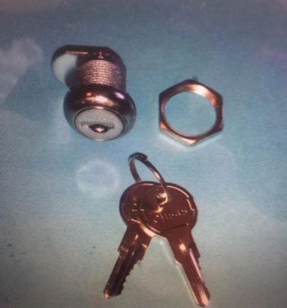 1 Dee Zee Truck Toolbox Cam Lock w/ 2 keys Fits Hook Style Paddle