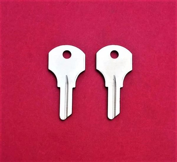 2 Trimark TM211 TM500 TM911 2001 CH751 Key RV Motorhome Camper Keys