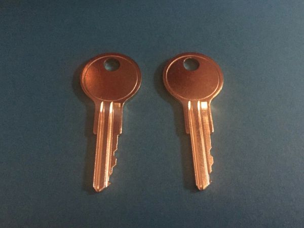 LATERAL FILE CABINET LOCK WITH 2 KEYS