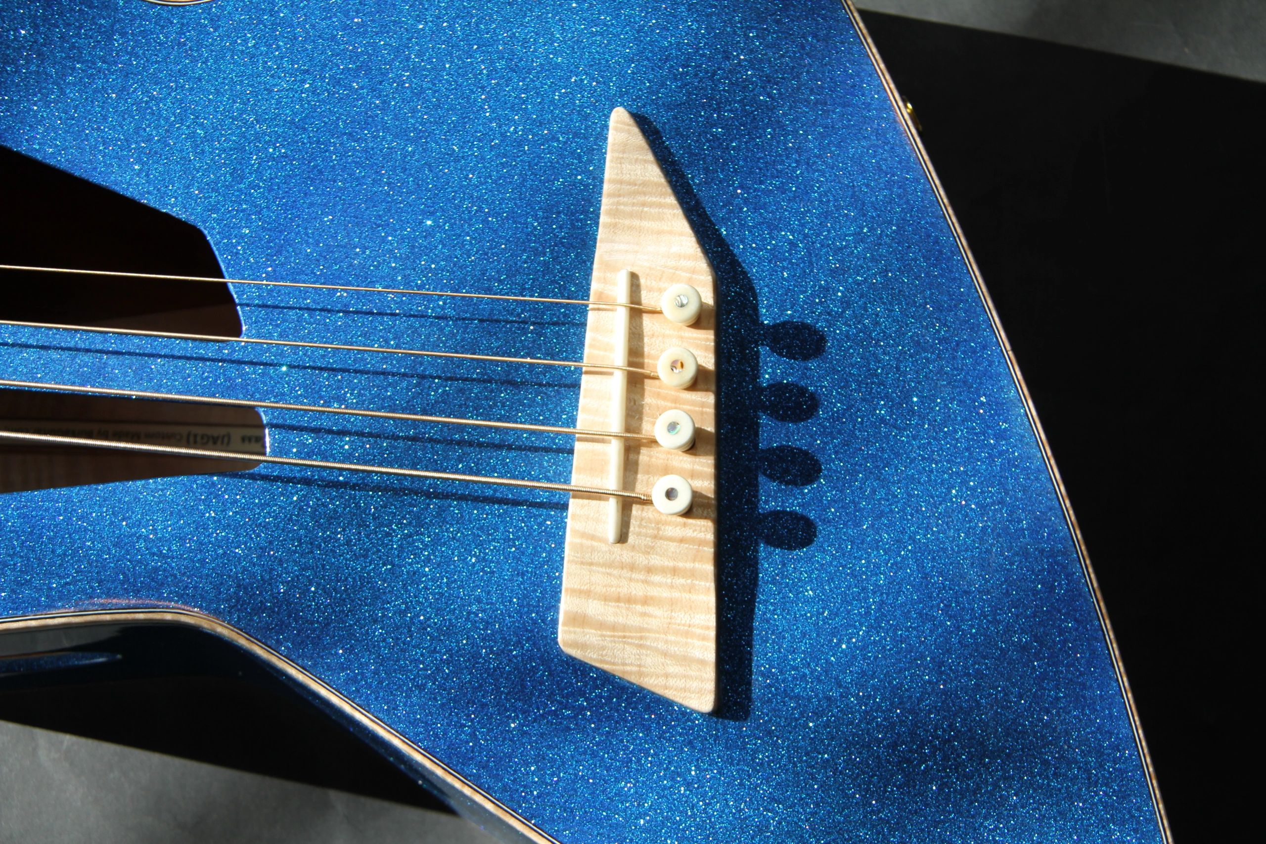 Burke Guitars Ukulele, Skateboard, Electric Burke Guitars